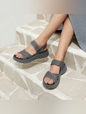 VIVAIA Kara AdaptAll Sport Sandals (Reg. $140)